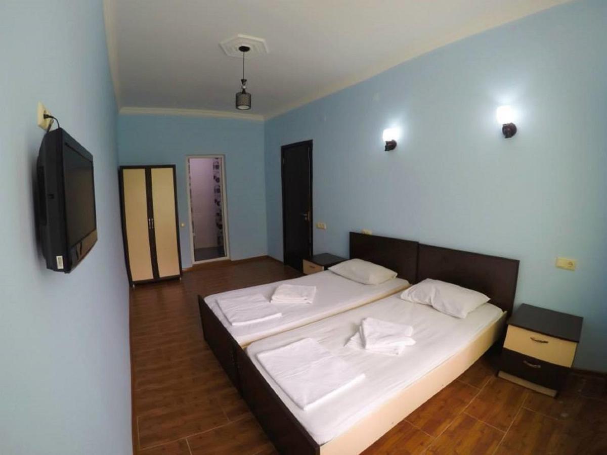 Hulus Hotel Makhinjauri Exterior photo